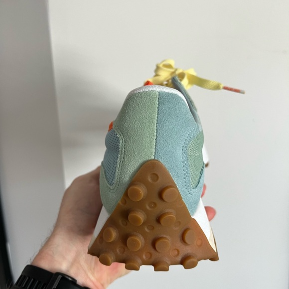 New Balance 327 - Todd Snyder Pineapple - Picture 3 of 4